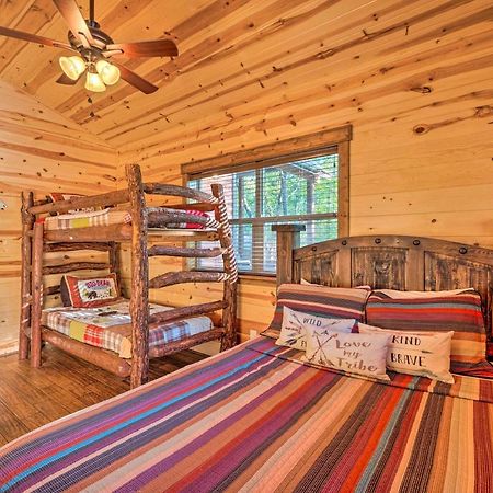 Stephens Gap Creekside Broken Bow Cabin With Hot Tub And Fire Pit! מראה חיצוני תמונה